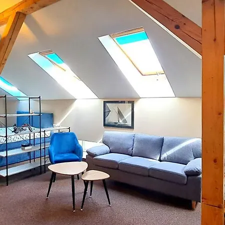 Self Check-in Loft In Centre Free Parking *